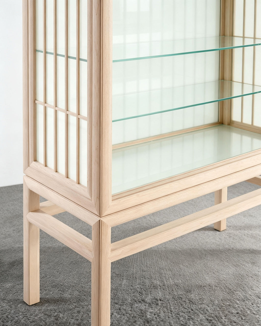 Hikari Cabinet